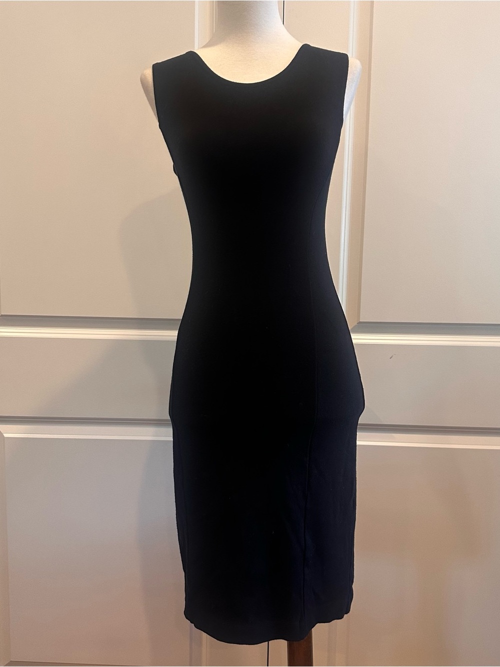 THEORY Black Sleeveless Midi Sheath Dress